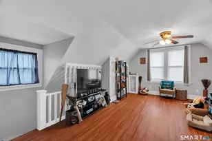 100 Brownell St, New Haven, CT 06511 - Photo 5