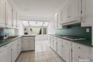 120 Harvest Cmns, Westport, CT 06880 - Photo 9