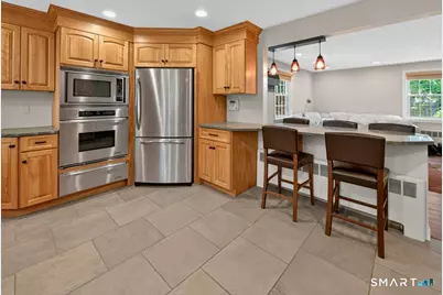 50 Woodridge Circle, West Hartford, CT 06107 - Photo 5
