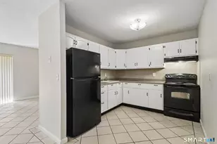 1274 E Main St, Meriden, CT 06450 - Photo 5