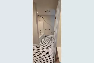 154 Washington Street #11, Norwich, CT 06360 - Photo 3