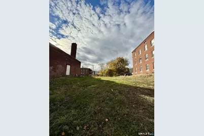 80 Gold Street, New Britain, CT 06053 - Photo 1