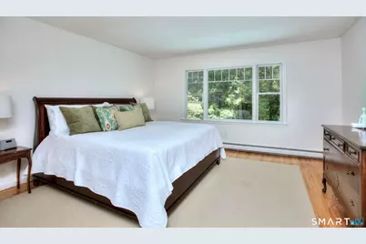 142 Horseshoe Lane, Fairfield, CT 06824 - Photo 15