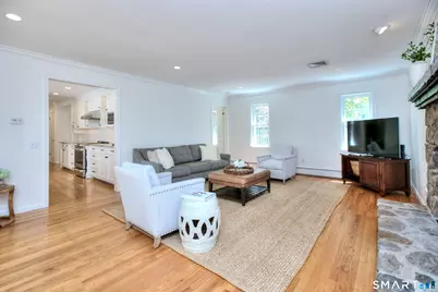 142 Horseshoe Lane, Fairfield, CT 06824 - Photo 11