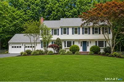 142 Horseshoe Lane, Fairfield, CT 06824 - Photo 1