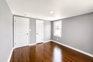 59 Carnegie Ave, Bridgeport, CT 06610 - Photo 9