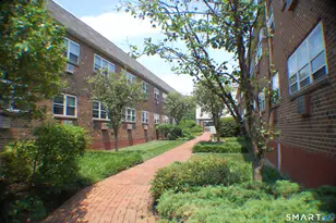 637 Cove Rd, Stamford, CT 06902 - Photo 1
