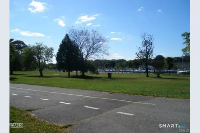 637 Cove Road #A8, Stamford, CT 06902 - Photo 15