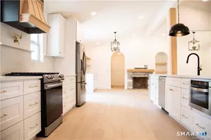 11 Fairmount Dr, Danbury, CT 06811 - Photo 3