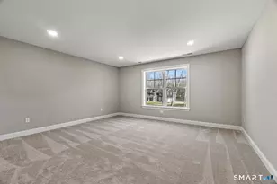 8 Twin Valley Rd, East Lyme, CT 06333 - Photo 13