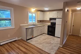 460 Woodbridge St, Manchester, CT 06042 - Photo 3