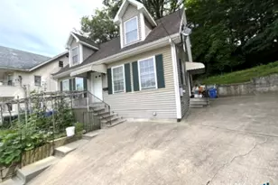 37 Rock St, Norwich, CT 06360 - Photo 3