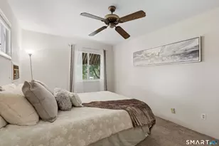4 Beach Rd, Danbury, CT 06811 - Photo 19
