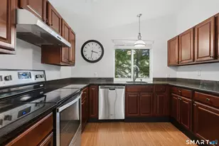 4 Beach Rd, Danbury, CT 06811 - Photo 13