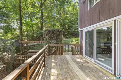 4 Beach Road, Danbury, CT 06811 - Photo 31