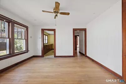 205 Crystal Avenue, New London, CT 06320 - Photo 15