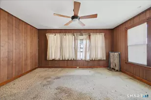205 Crystal Ave, New London, CT 06320 - Photo 29