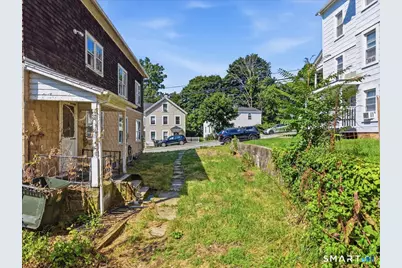 205 Crystal Avenue, New London, CT 06320 - Photo 7