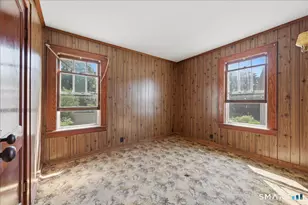 205 Crystal Ave, New London, CT 06320 - Photo 27