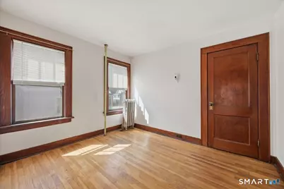 205 Crystal Avenue, New London, CT 06320 - Photo 21