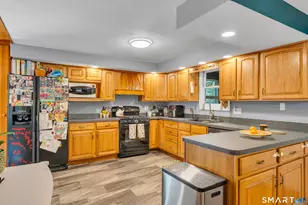 11 Jamaica Rd, Clinton, CT 06413 - Photo 11