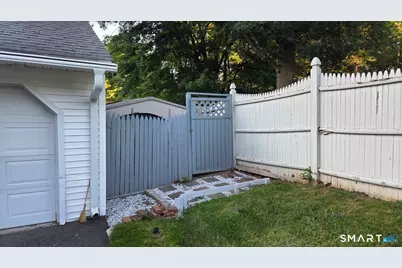 224 Amity Street, Meriden, CT 06450 - Photo 5