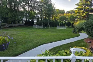 224 Amity St, Meriden, CT 06450 - Photo 9