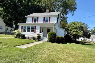 8 Anson St, Stratford, CT 06614 - Photo 3