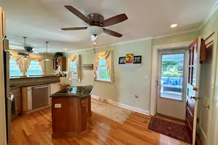 8 Anson St, Stratford, CT 06614 - Photo 13