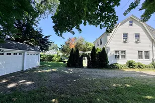 8 Anson St, Stratford, CT 06614 - Photo 31