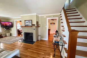 8 Anson St, Stratford, CT 06614 - Photo 5