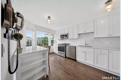 180 Turn Of River Road #10D, Stamford, CT 06905 - Photo 5