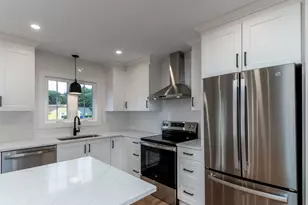 8 Anna Dr, Wallingford, CT 06492 - Photo 9