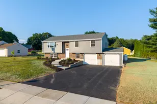 8 Anna Dr, Wallingford, CT 06492 - Photo 27