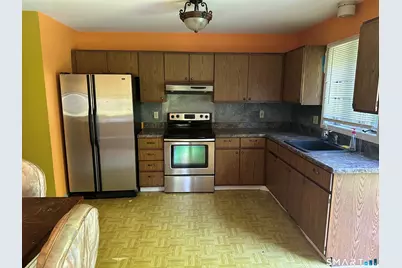 53 Vine Street, Waterbury, CT 06704 - Photo 3