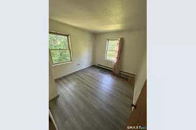 53 Vine Street, Waterbury, CT 06704 - Photo 9