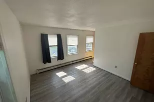 53 Vine St, Waterbury, CT 06704 - Photo 13