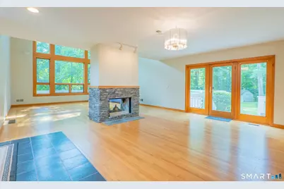 32 Horseshoe Ridge Road, Newtown, CT 06482 - Photo 5