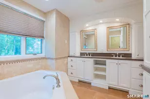 32 Horseshoe Ridge Rd, Newtown, CT 06482 - Photo 21
