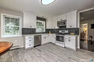 35 Charles Rd, Seymour, CT 06483 - Photo 9