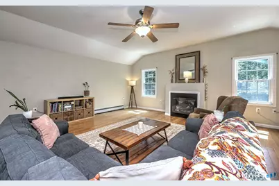 35 Charles Road, Seymour, CT 06483 - Photo 7