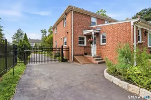 37 Cleveland Rd, New Haven, CT 06515 - Photo 25