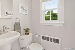 37 Cleveland Rd, New Haven, CT 06515 - Photo 11