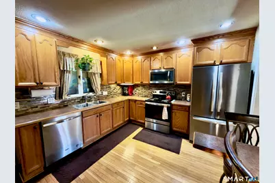 25 Greenfield Avenue, Waterbury, CT 06708 - Photo 3