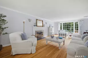 36 Willowbrook Rd, West Hartford, CT 06107 - Photo 3