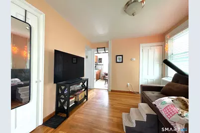 34 Cottage Street #1, New Haven, CT 06511 - Photo 3