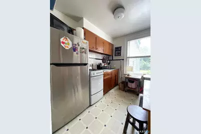 34 Cottage Street #1, New Haven, CT 06511 - Photo 5