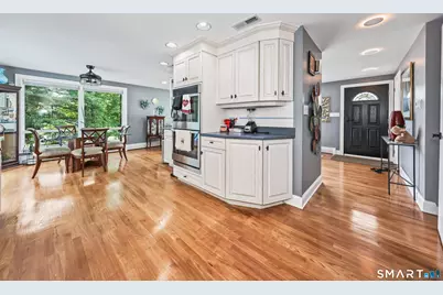 2 Northwood Drive, Middlebury, CT 06762 - Photo 9
