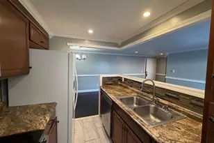 509 Burnside Ave, East Hartford, CT 06108 - Photo 3