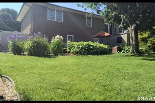 46 Tedesco Dr, Waterbury, CT 06708 - Photo 3